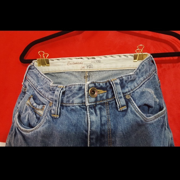 *SOLD* Vans Jeans Size 28x28 - Picture 6 of 7